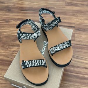 Madewell Black and White Patterned Sandals